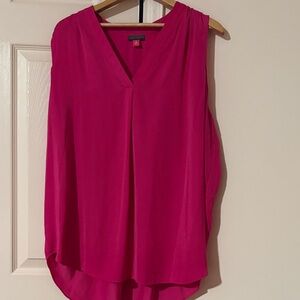 Vince Camuto Fuchsia Sleeveless V-Neck Camisole